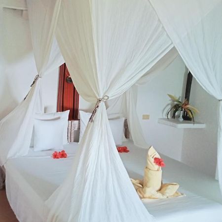 Al Faro Cosmio Hotel Palawan Busuanga Bagian luar foto