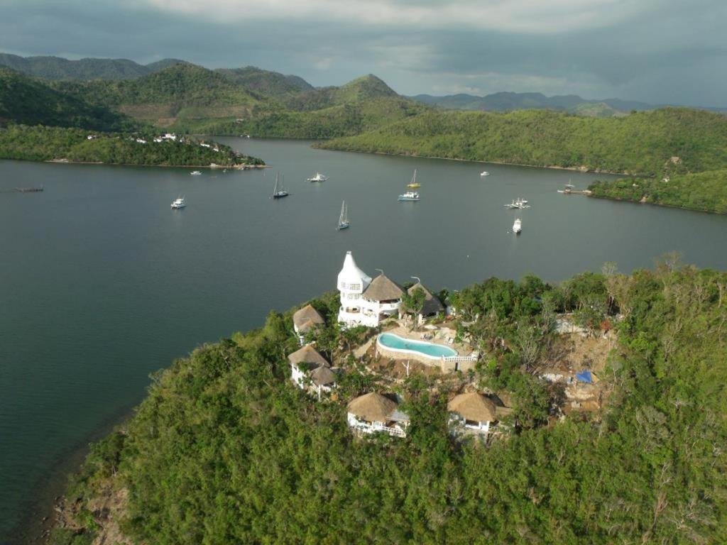 Al Faro Cosmio Hotel Palawan Busuanga Bagian luar foto